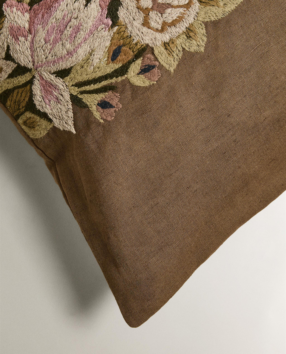 Zara Home наволочка декоративная из льна, светло-бежевый, в полоску, 40x60 см