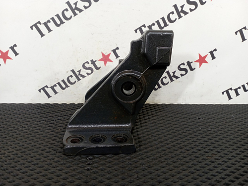 Кронштейн передней рессоры правый 2020г.