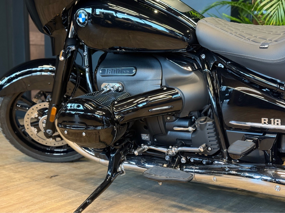 BMW R18 B