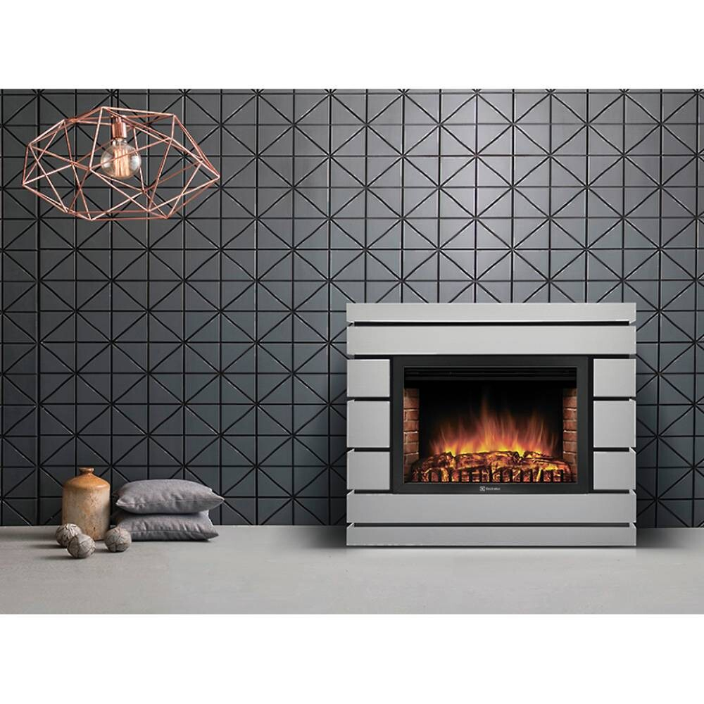 Каминокомплект: Очаг Electrolux EFP/P-3020LS N, портал Moderno 30 шпон белый дуб