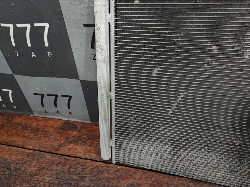 Радиатор кондиционера Mercedes C-Class (W205)  Б/У Оригинал A0995000454