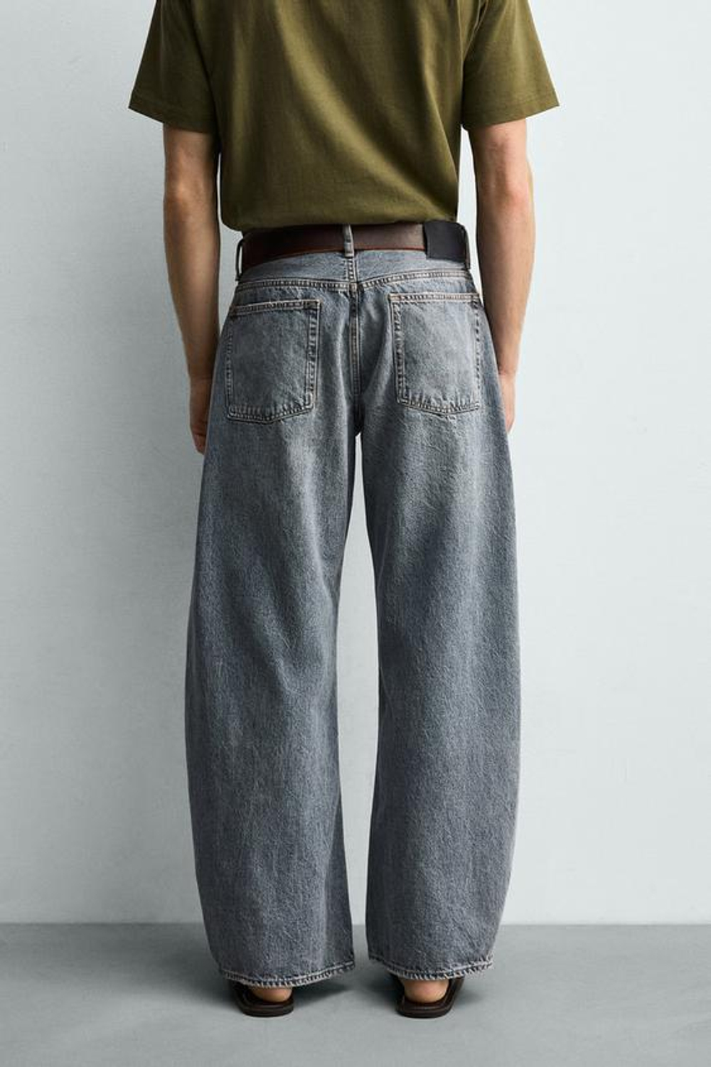 ZARA ДЖИНСЫ BARREL FIT, ЛИНЯЛЫЙ СИНИЙ