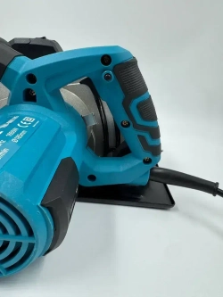 Makita Циркулярная пила дисковая электрическая сетевая с лазером 1650 Вт