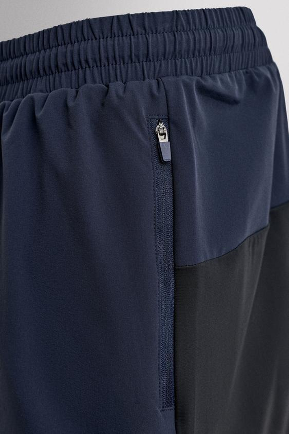 ZARA ТЕХНИЧЕСКИЕ БРЮКИ В СТИЛЕ КОЛОР-БЛОК, МОРСКОЙ СИНИЙ