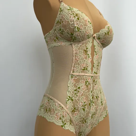 Сетка эластичная светло-салатовая Lauma, тонкая