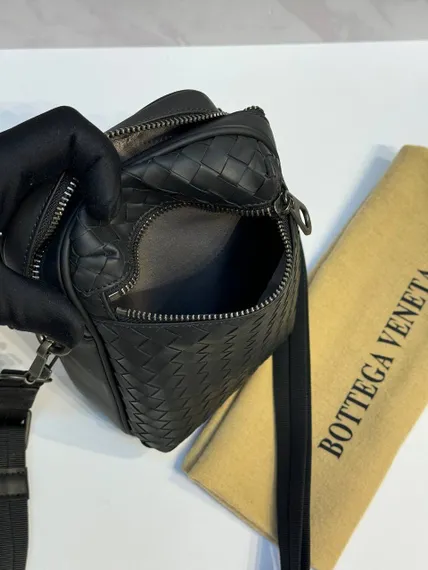 Сумка мессенджер Bottega Venetta, чёрный