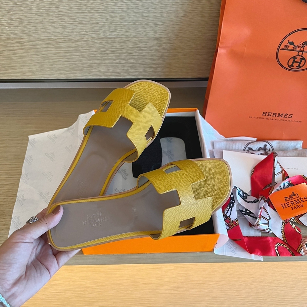Hermes Oran Sandal