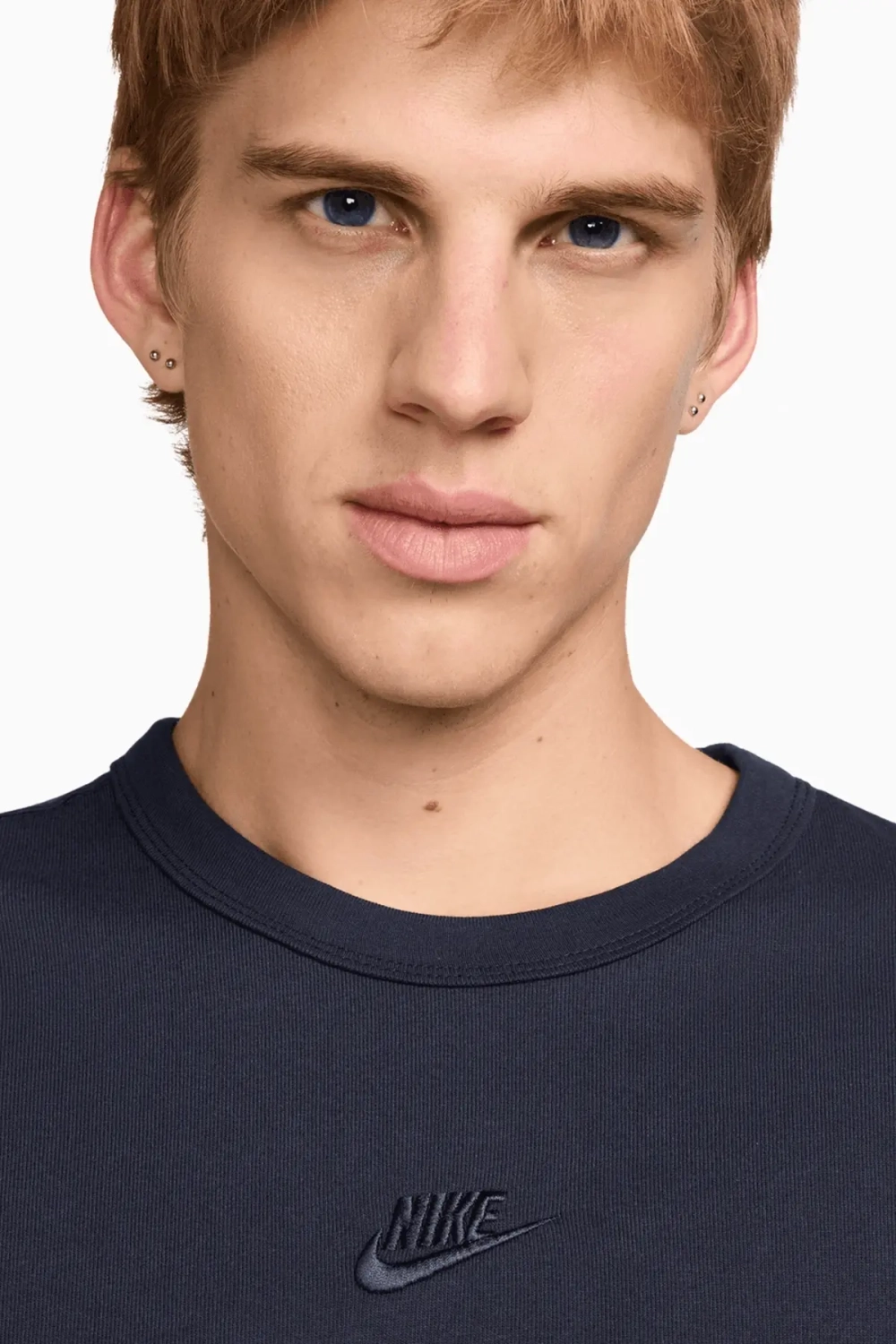 Футболка Nike Sportswear Premium Essentials - темно-синий
