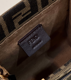 Fendi Sunshine Mini Tote 18 cm