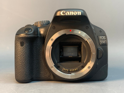 Canon 550D Kit 18-55 19000 кадров