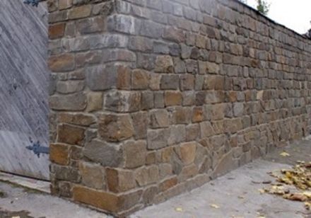 Masonry rubble stone