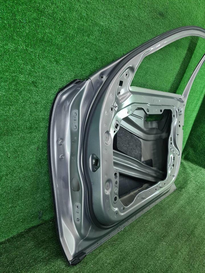 Дверь передняя правая BMW 7er G70 (2022-н.в.)