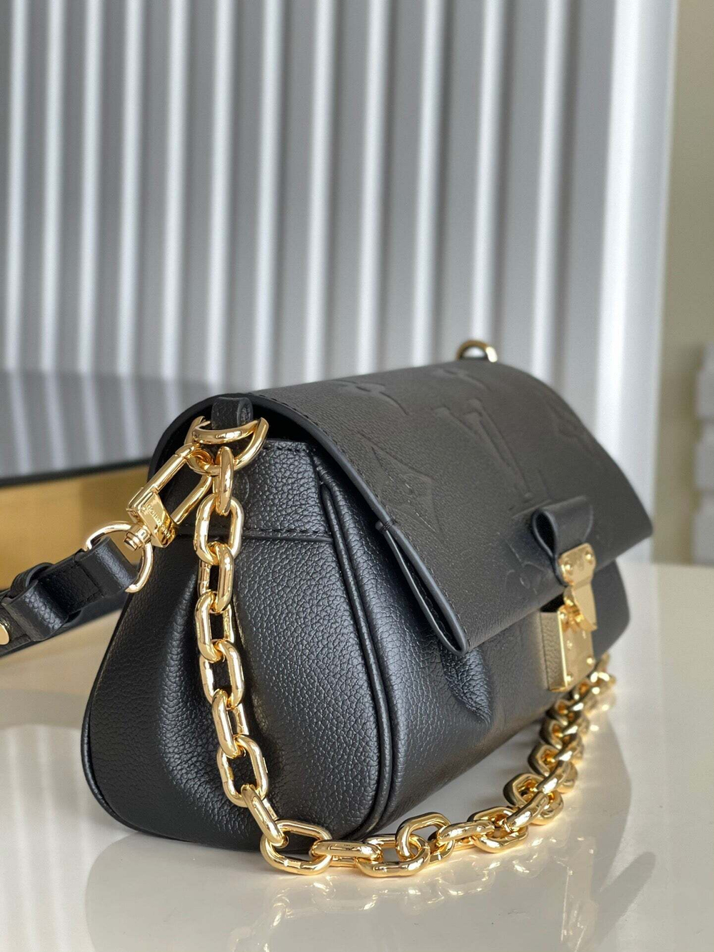 Louis Vuitton Favourite