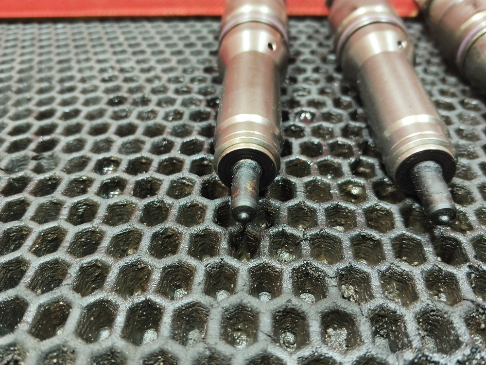 Комплект форсунок топливных 2020г