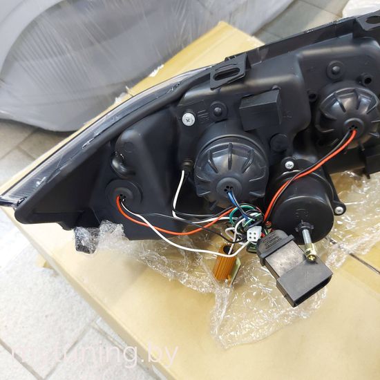 Передние фары 3D ANGEL EYES LED BLACK для BMW 3 E90 E91