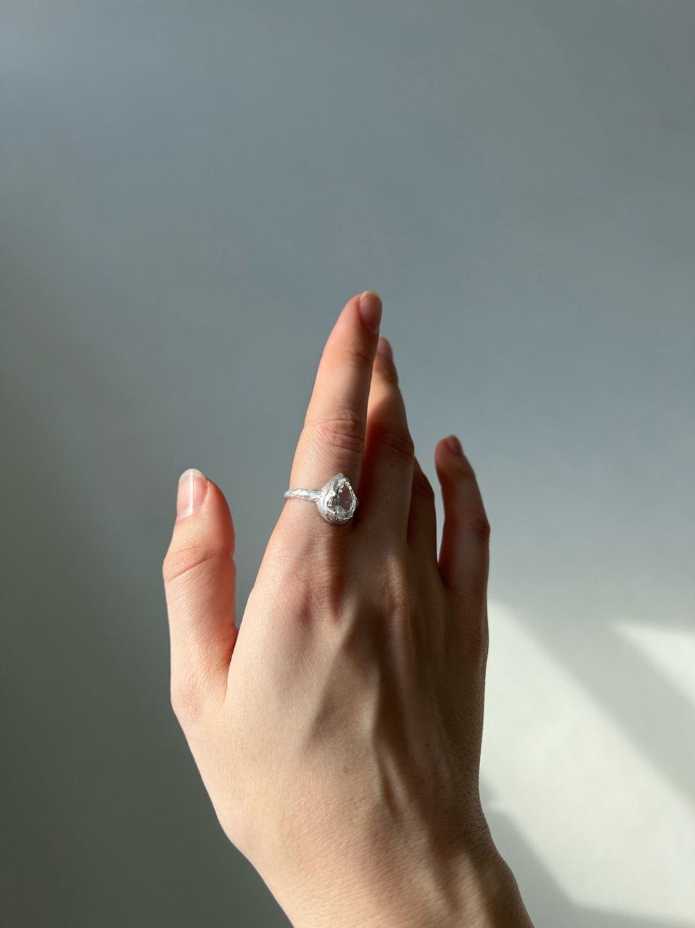 Кольцо Crystal Drop с горным хрусталем, бронза с покрытием серебром