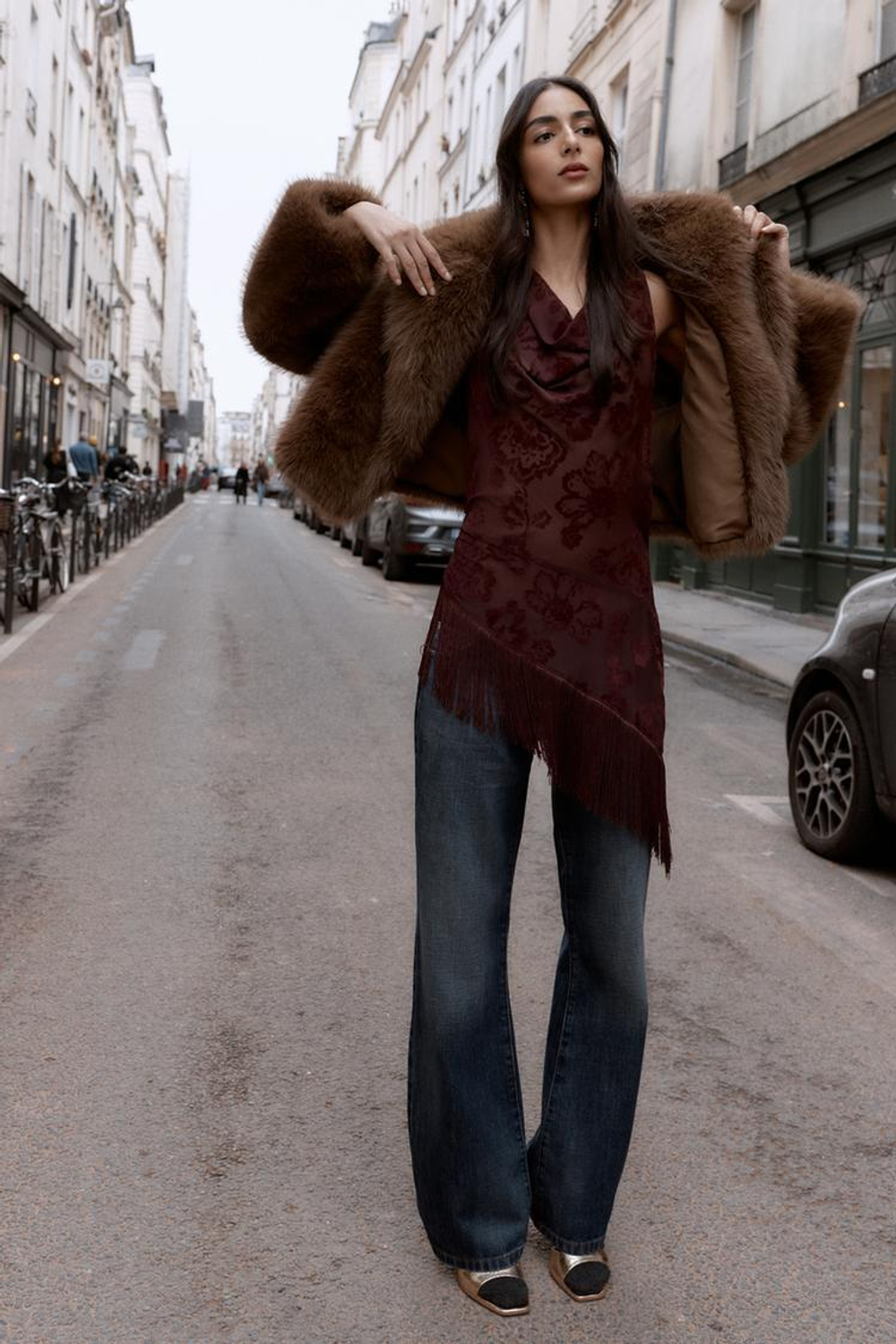 ZARA ТОП АСИММЕТРИЧНОГО КРОЯ С БАХРОМОЙ ДЕВОРЕ, БУРГУНДИ