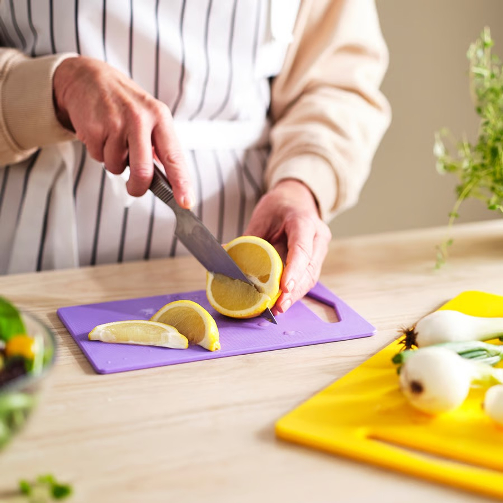 БЕРГТУНГА BERGTUNGA Разделочные доски 2 шт, желтые/сиреневые