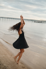 Платье мини с открытой спиной bk