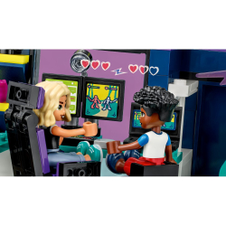 LEGO Friends — Комната Новы 41755