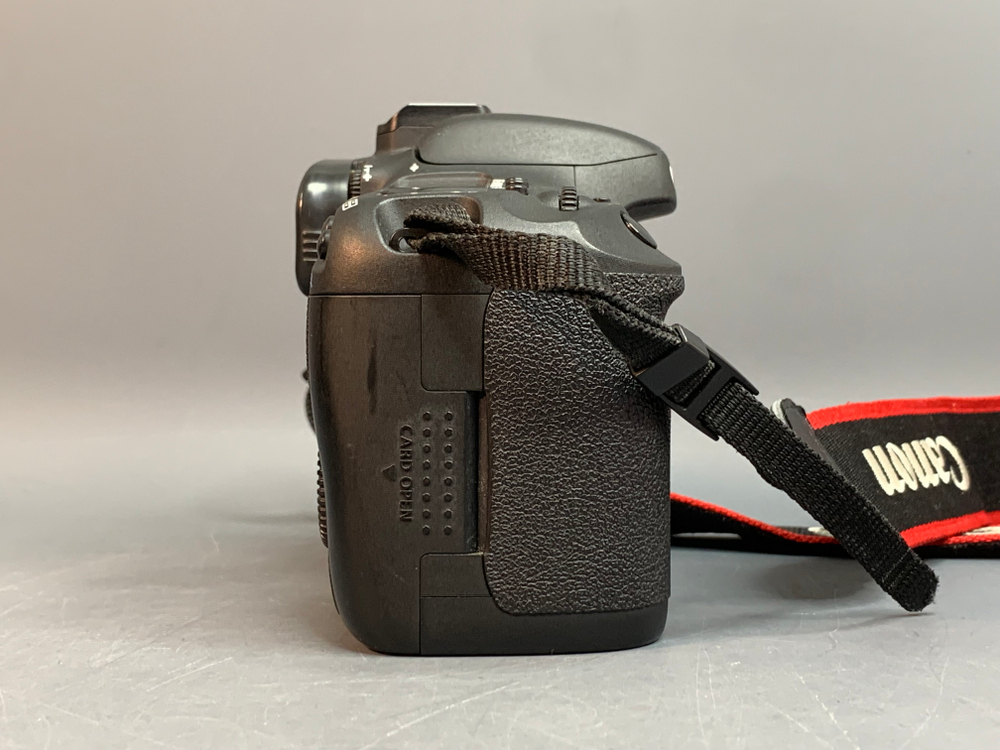 Canon EOS 7D 42.000 кадров