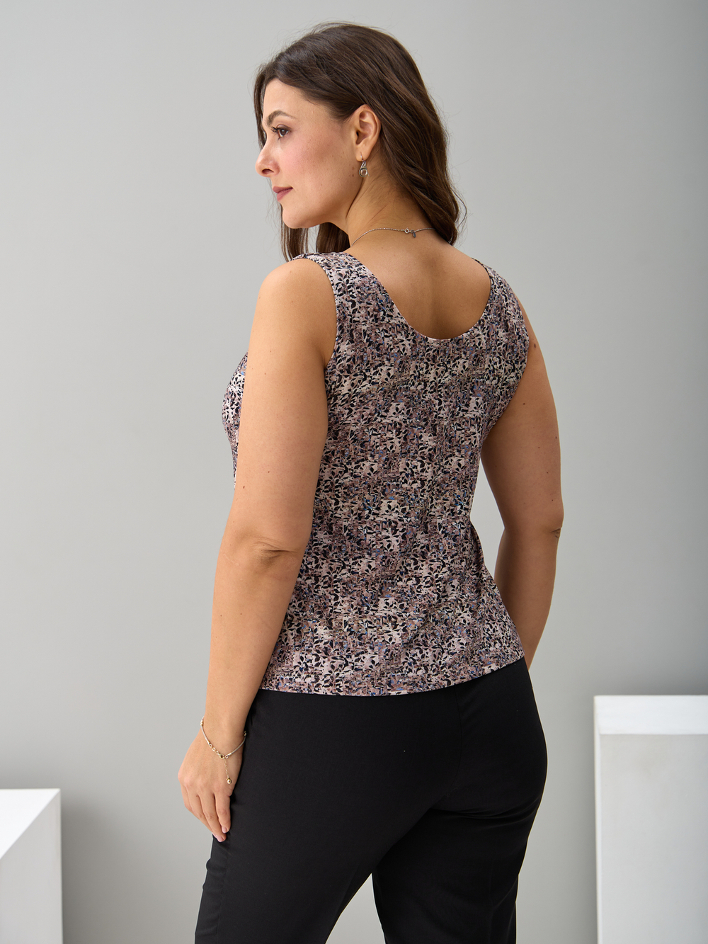 Майка М-040/бежевоголубые-листочки