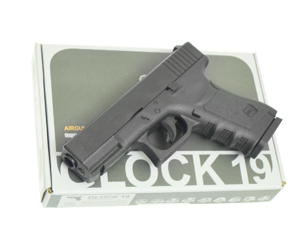 Пневматический пистолет Umarex Glock 19 кал.4,5мм