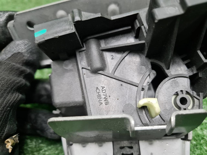 Замок крышки багажника Zeekr 001 (2021-н.в.)