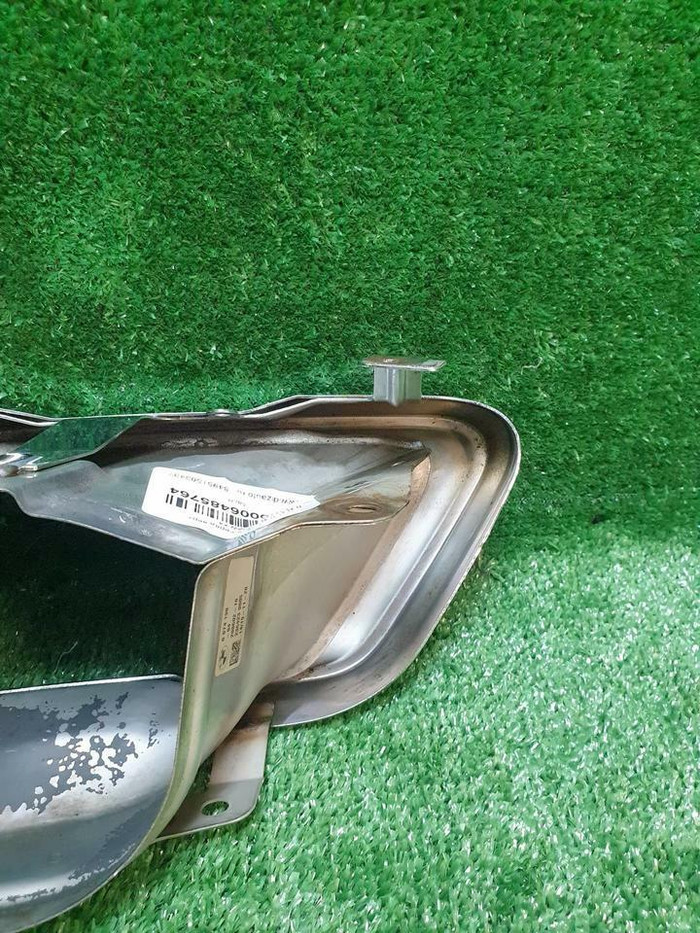 Насадка глушителя правая BMW X5 G05 (2018-2023)