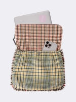 Чехол для ноутбука с карманом, ремнем и бахромой OLA OLA