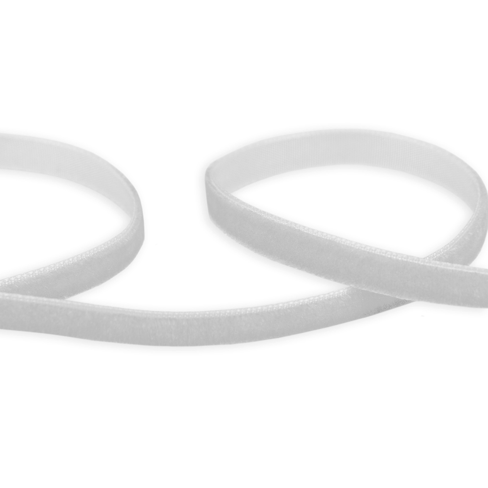 "BLITZ" бархатная лента ,VR-06 ,6 мм, цвет 001