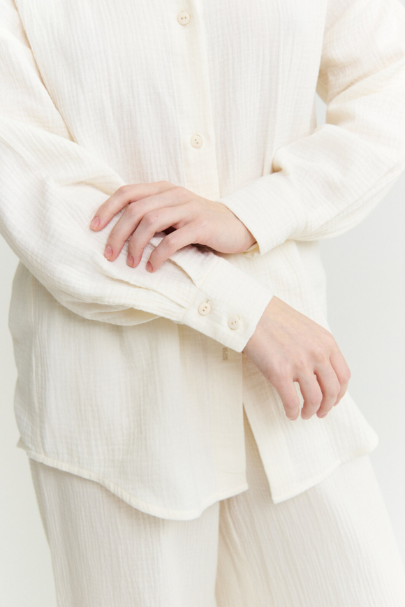 Муслиновый костюм сливочный в 44 размере