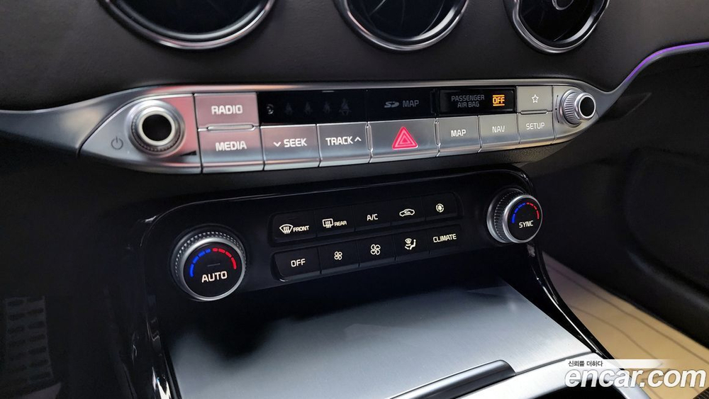 Kia Stinger 3.3 Turbo AWD (10.2019)