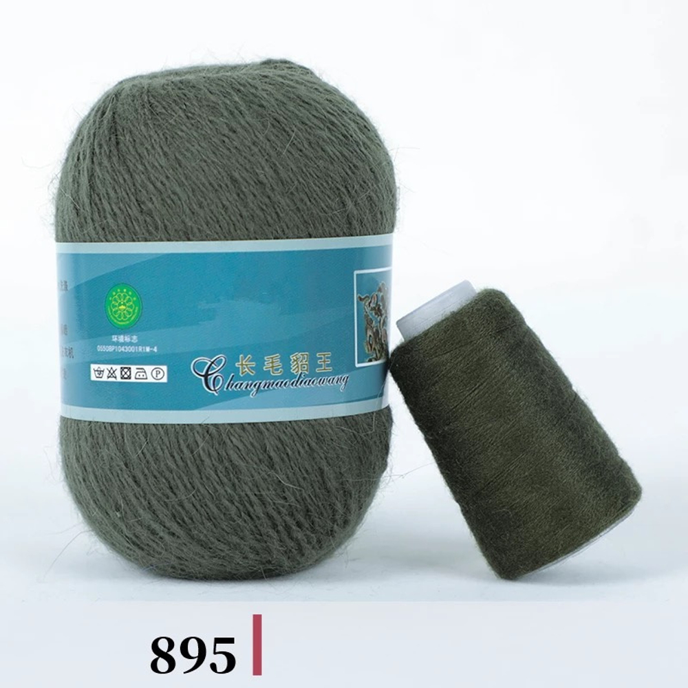 895