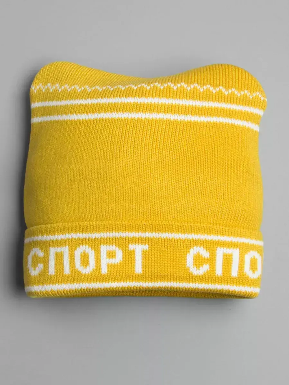 Осенняя шапка для мальчика в стиле СССР