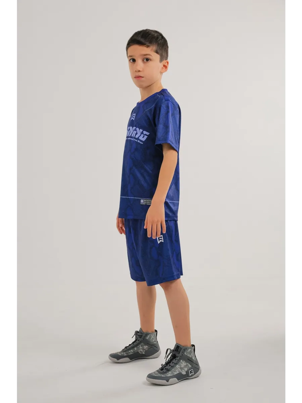 Детский спортивный костюм шорты и футболка для тренировок
