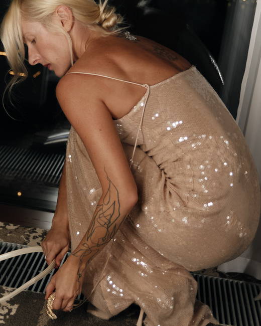 Платье с пайетками