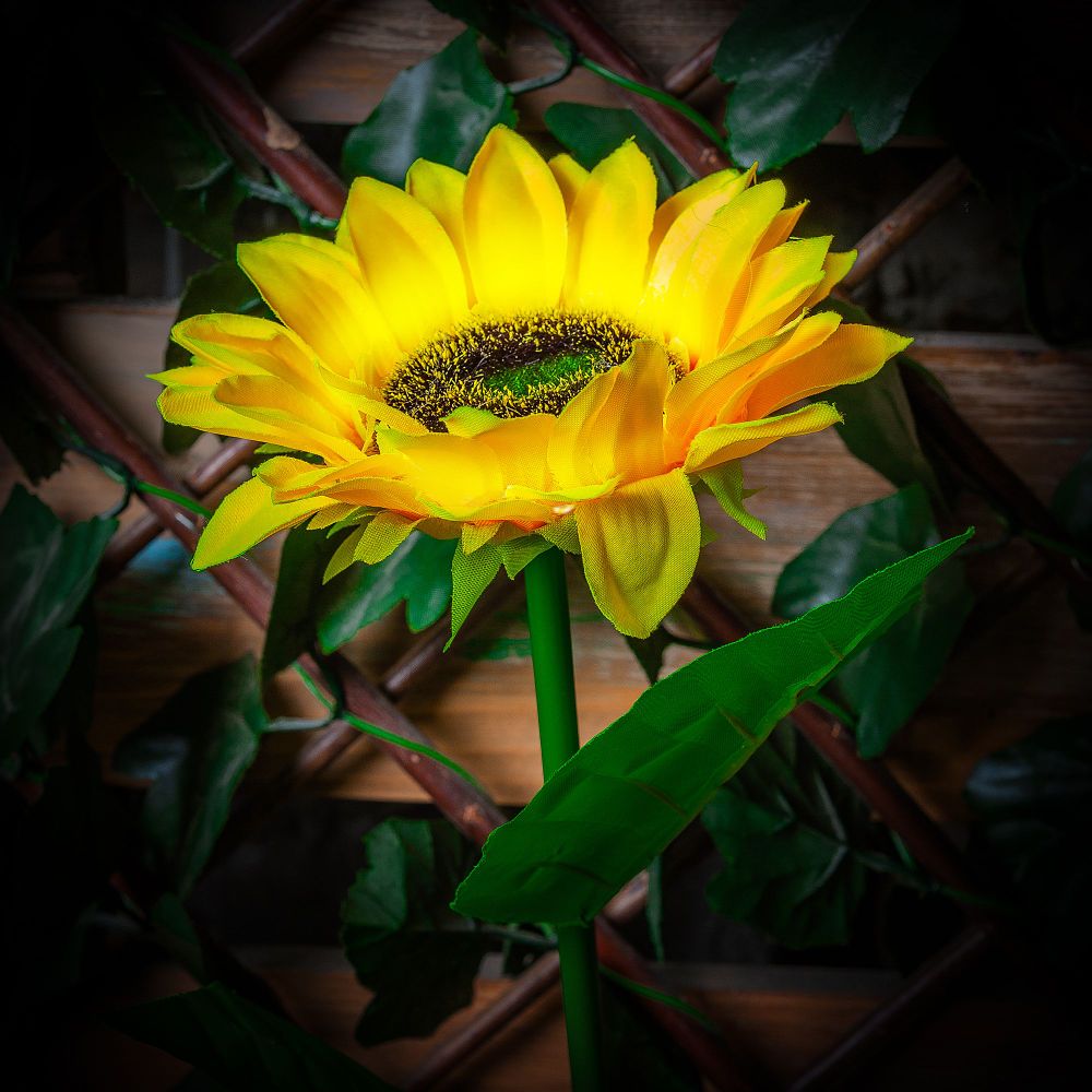 USL-S-814-PT700 SUNFLOWER Садовый светильник на солнечной батарее Подсолнух. 8 светодиодов. Теплый белый свет. 1xАА Ni-Mh аккумулятор в-к. IP44. TM Uniel