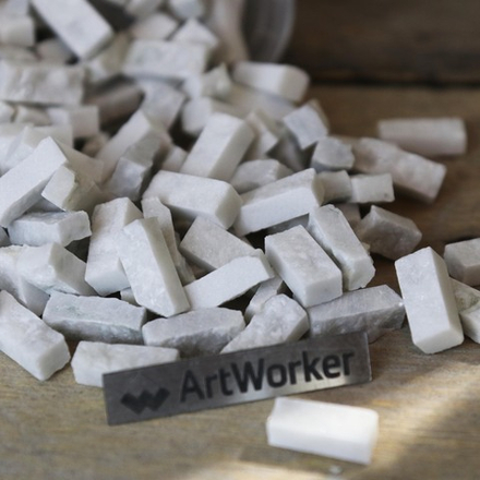 Колотый натуральный камень Blue Lavkas, 350 гр