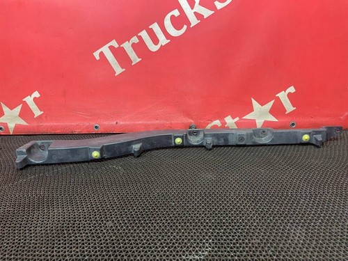 Накладка корпуса подножек левая