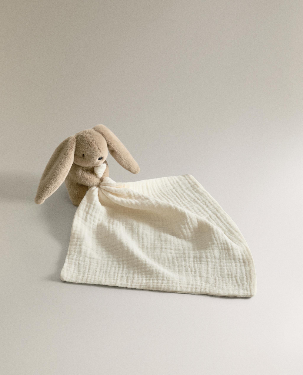 Игрушка-комфортер Zara Home, бежевый, 8601/051