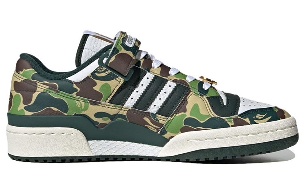 A BATHING APE x adidas originals FORUM 84 Low non-slip wear-resistant lightweight low-top sneakers for men and women the same green