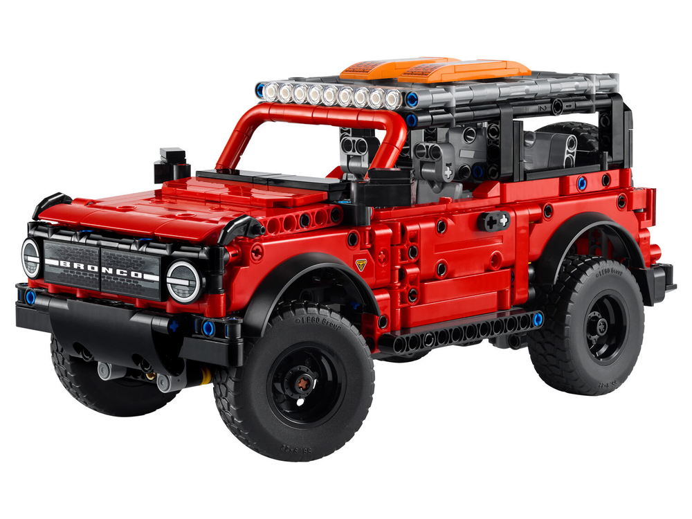 Конструктор LEGO Technic 42213 Ford Bronco SUV