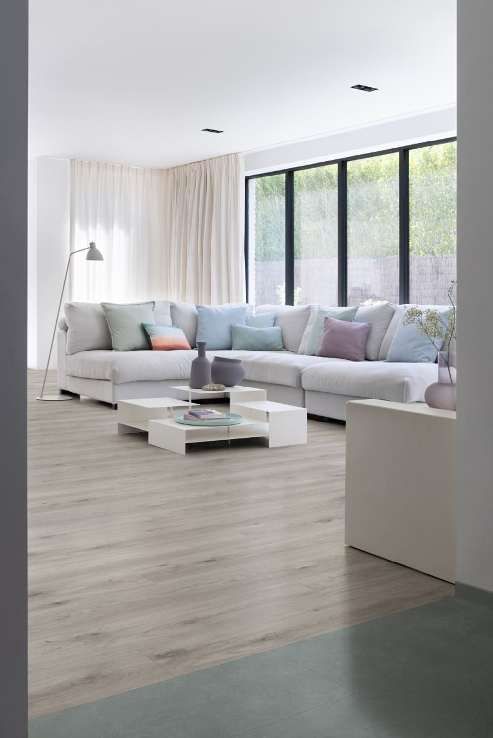 Виниловая плитка Moduleo Roots EIR 58936 Sierra Oak