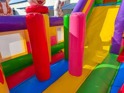 Коммерческий надувной батут «Весёлая компания»,  8*6*5 м.