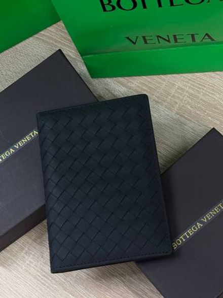 Обложка на паспорт Bottega Veneta