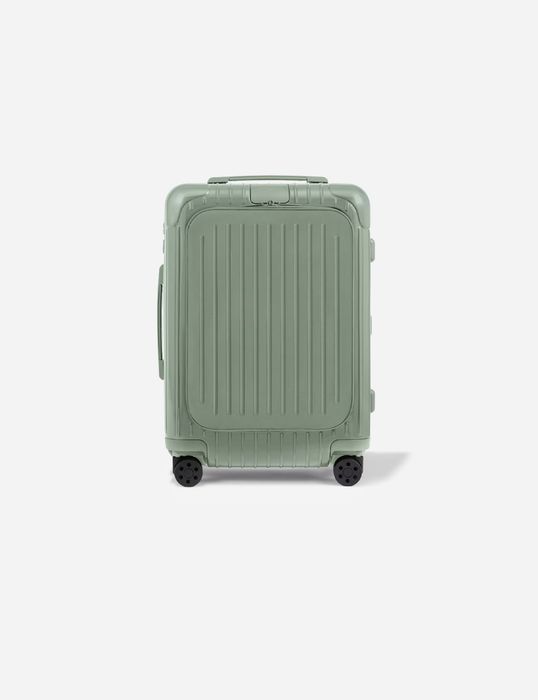Чемодан Rimowa Essential Sleeve Cabin Gloss 