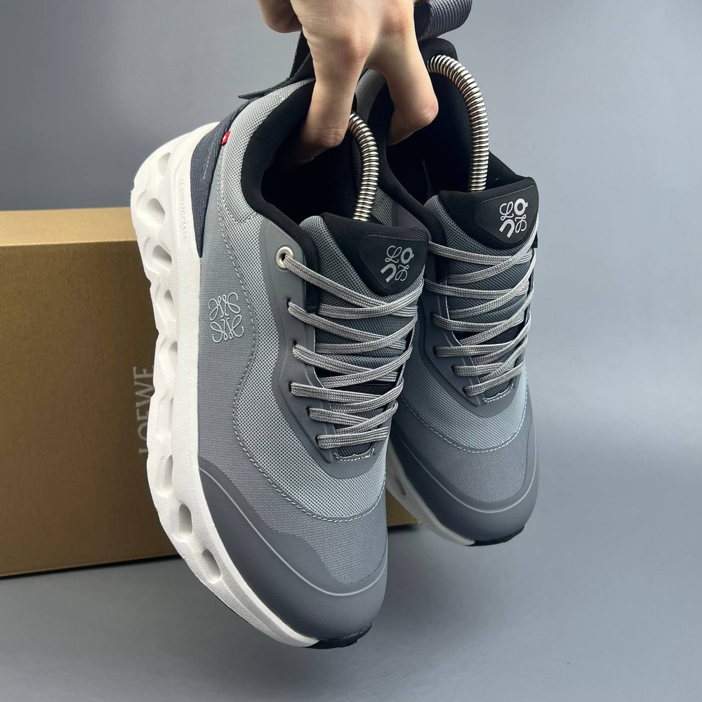 OC Cloudtilt x Loewe