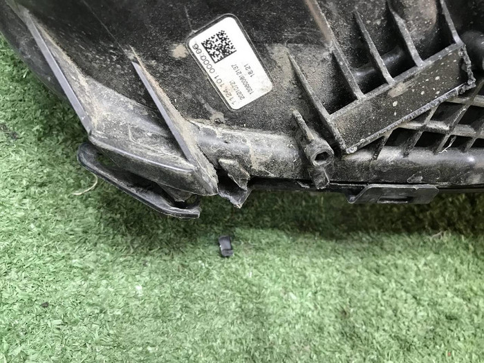 Битая Фара левая Mercedes GLC X253 (2019-2022) LED