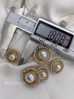 Пуговицы с плетением лучики в золотистом металле с жемчугом и стразами